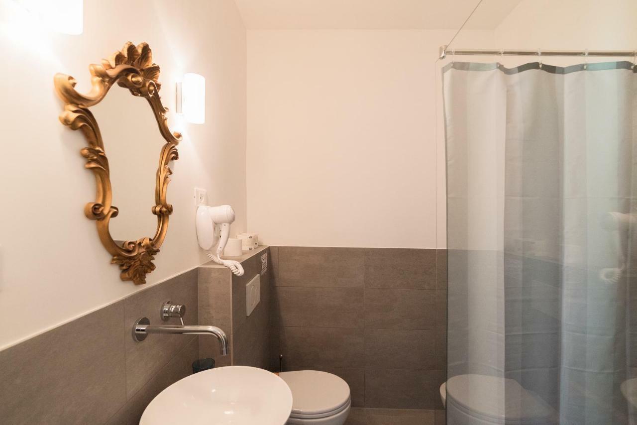 Guest Roma House Otel Dış mekan fotoğraf